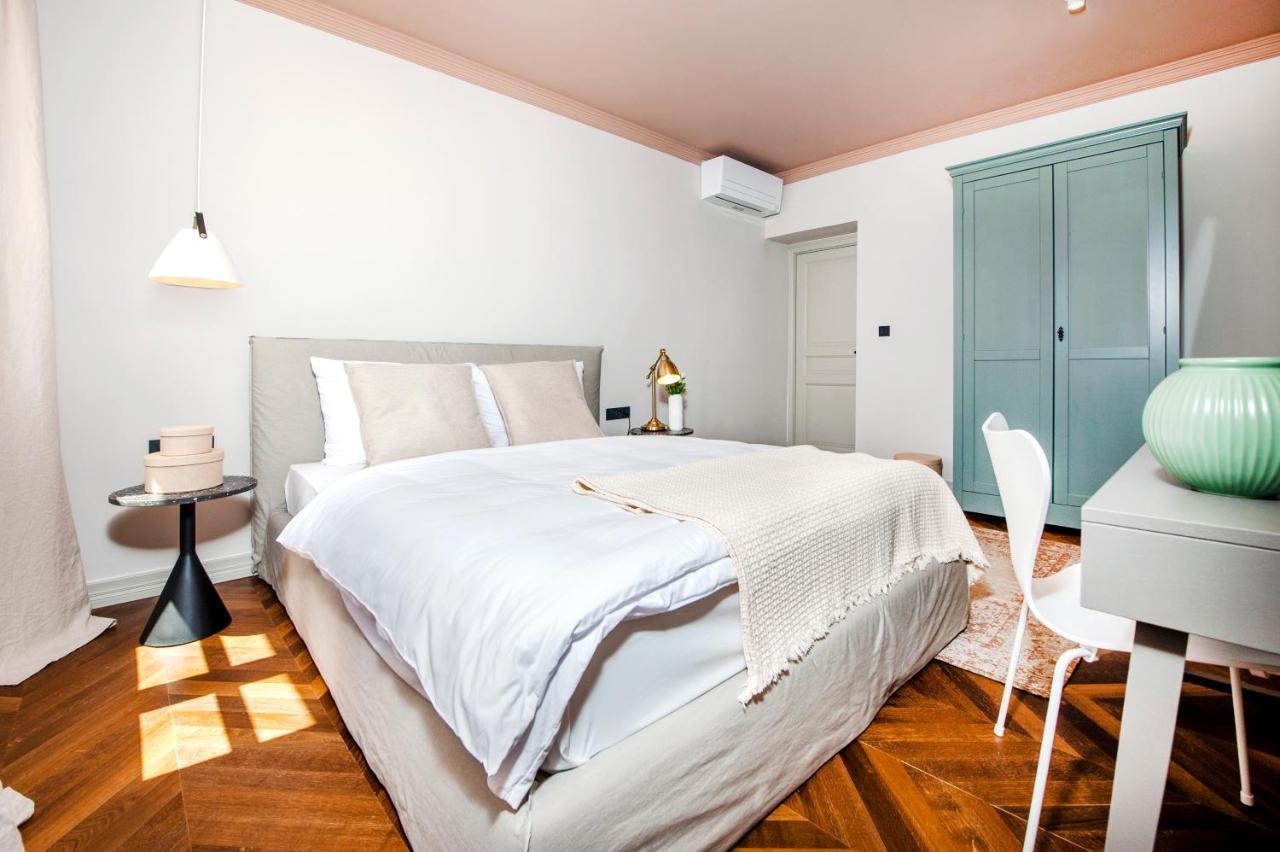 Campitelli Design Apartment Ровинь Экстерьер фото
