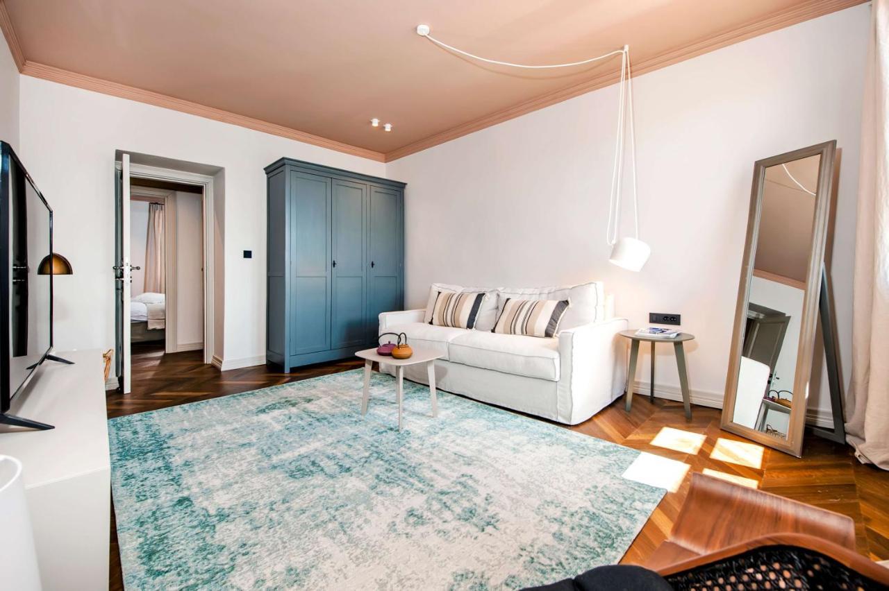 Campitelli Design Apartment Ровинь Экстерьер фото