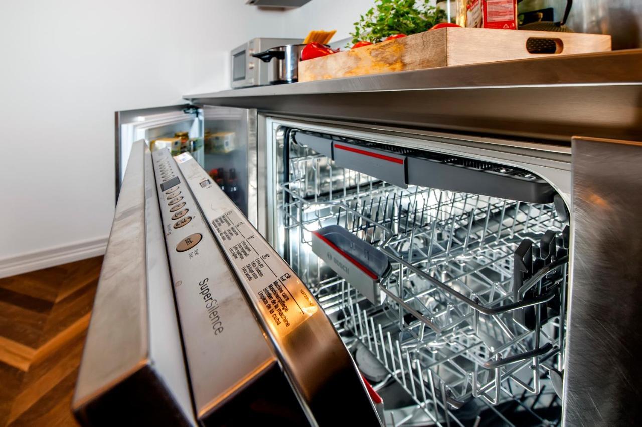 Campitelli Design Apartment Ровинь Экстерьер фото